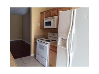Kitchen. MICROWAVE IS NEW INSTALLED
