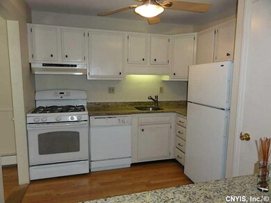 Kitchen. Kitchen with granite counters