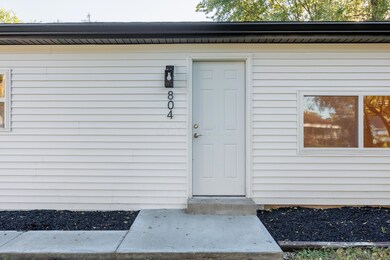 804 S Ashburton Rd, Columbus, OH 43227 - photo 2