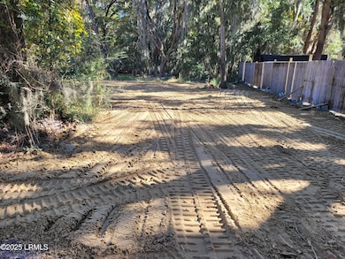 5 Mosse Rd, Saint Helena Island, SC 29920 - photo 7