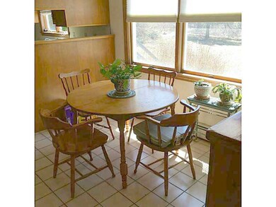 1354 Gilbert Stuart Rd, Saunderstown, RI 02874 - photo 5