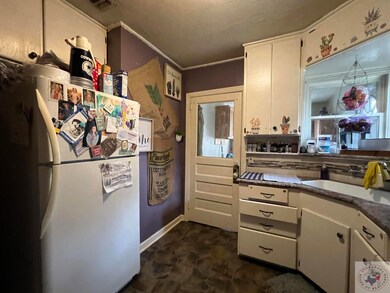 300 Victory Place, Wake Village, TX 75501 - photo 7