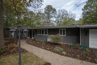 8136 Olentangy River Rd (3 of 39)