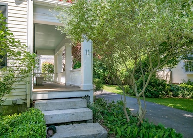 11 Main St, Freeport, ME 04032 - photo 4