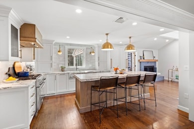 5 Ivanhoe Ln, Andover, MA 01810 - photo 2