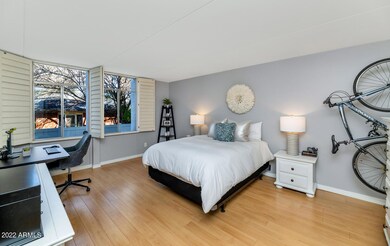 6502 N Central Ave-large-014-015-6502 N