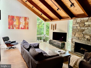 3305 Rolling Rd, Chevy Chase, MD 20815 - photo 3