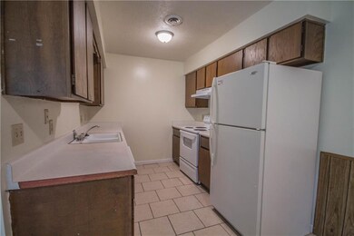 1205 N 12th St, Rogers, AR 72756 - photo 3