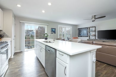 2084 Canyon Creek Ct, Aurora, IL 60503 - photo 7