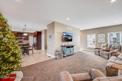 1604 Dickens St, Scranton, PA 18504 - photo 4