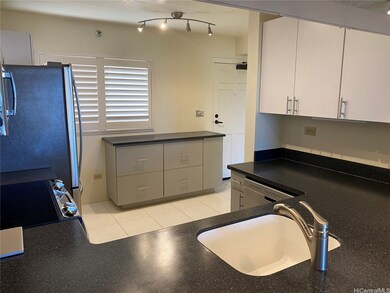 Country Club Village 5 unit 2111, Honolulu, HI 96818 - photo 2