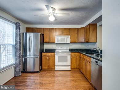 1681 Bayfield Way, Reston, VA 20194 - photo 5