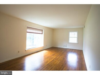 39 Partridge Ln, Cherry Hill, NJ 08003 - photo 4