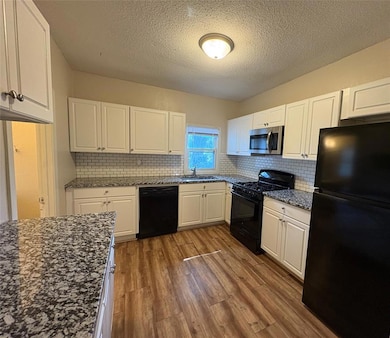 4031 E 8th St, Des Moines, IA 50313 - photo 6