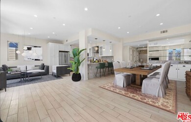 1654 Greenfield Ave unit 301, Los Angeles, CA 90025 - photo 2