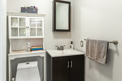 37 Titus Ave, Manchester, NH 03103 - photo 4