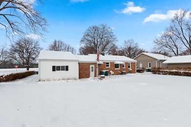 743 John St, Green Bay, WI 54302 - photo 2