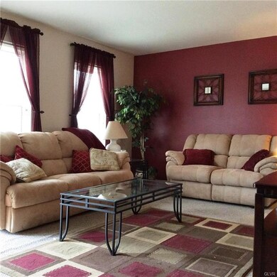 5641 Wood Ln, Allentown, PA 18106 - photo 2