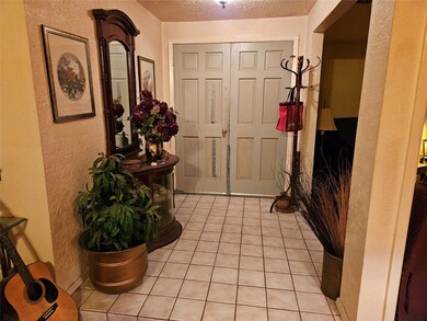 16815 Blackhawk Blvd, Friendswood, TX 77546 - photo 3