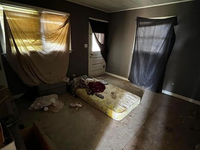 211 NE 6th St, Guymon, OK 73942 - photo 3