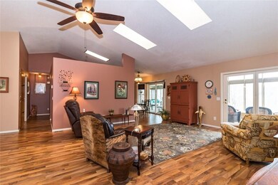 48 May Ln, Bella Vista, AR 72715 - photo 3