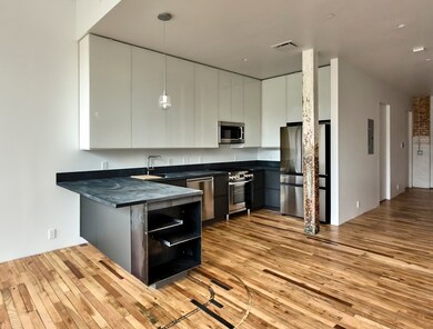 520 State Rd unit 207, North Adams, MA 01247 - photo 6