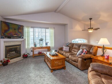 423 Beverly Ave, Medical Lake, WA 99022 - photo 2