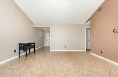 2304 Greenwood Cir, Carrollton, TX 75006 - photo 6