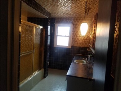 206 Bateman Ave, Cranston, RI 02920 - photo 6