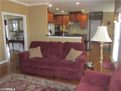 Den/Family/Great Room - Family Room opens into Kit