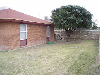 14488 Cabana Dr, Horizon City, TX 79928 - photo 4