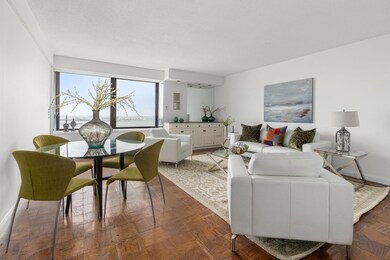 Harbor Towers unit 22C, Boston, MA 02110 - photo 2