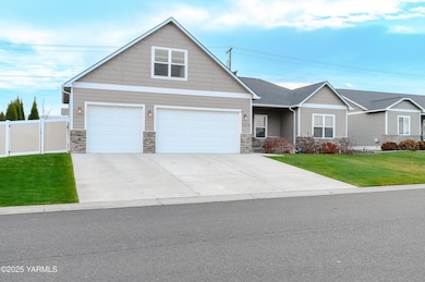 7310 Whitman Ave, Yakima, WA 98903 - photo 2