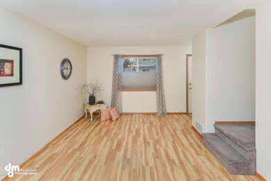 Living Room-4194-FULL