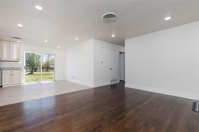 2308 N Main St, Bonham, TX 75418 - photo 5