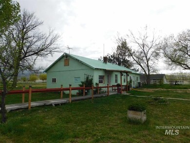 3097 Cemetery Rd, Homedale, ID 83628 - photo 4
