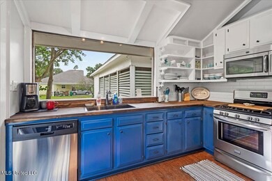 229 Pine St, Long Beach, MS 39560 - photo 6