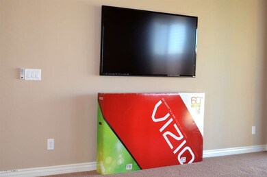 60' LED LCD Flat Screen TV