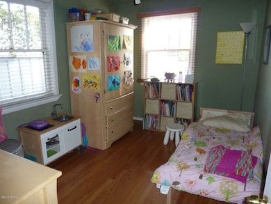 bedroom2