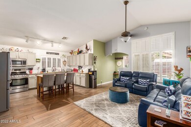 587 N Danyell Ct, Chandler, AZ 85225 - photo 7