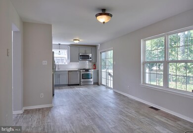 3220 Cove Rd, Pennsauken, NJ 08109 - photo 6