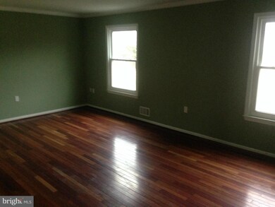 6016 Liberty Bell Ct, Burke, VA 22015 - photo 2