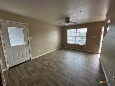 1010 Lansberry Ct unit D, Killeen, TX 76549 - photo 5
