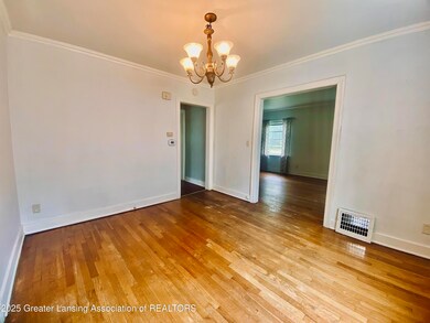 817 N Foster Ave, Lansing, MI 48912 - photo 5