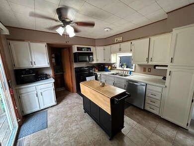 1406 E 1st St, Merrill, WI 54452 - photo 7