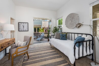 Entry level suite (4th bed)
