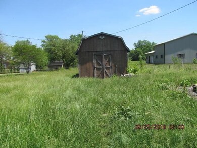 10952 N 100 W, Fountaintown, IN 46130 - photo 4