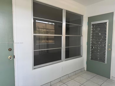 1350 N 12th Ct unit 6B, Hollywood, FL 33019 - photo 3