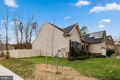 8215 Heraldry Dr, Severn, MD 21144 - photo 4