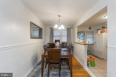 45 Suburban Ln, Upper Darby, PA 19082 - photo 7